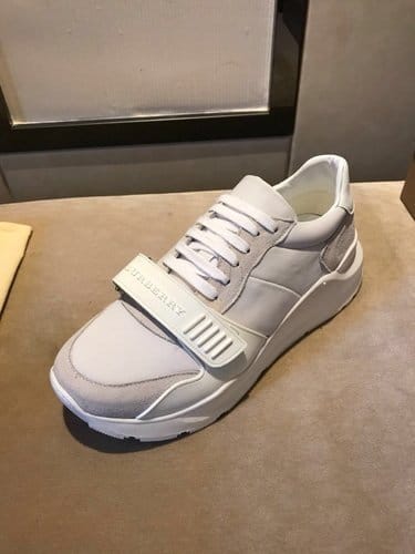 BURBERRY 버버리 오버솔 스니커즈