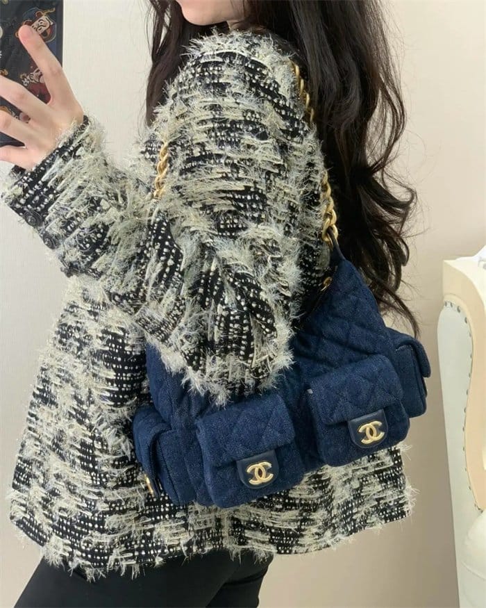 CHANEL 샤넬 호보백 라지 AS7045