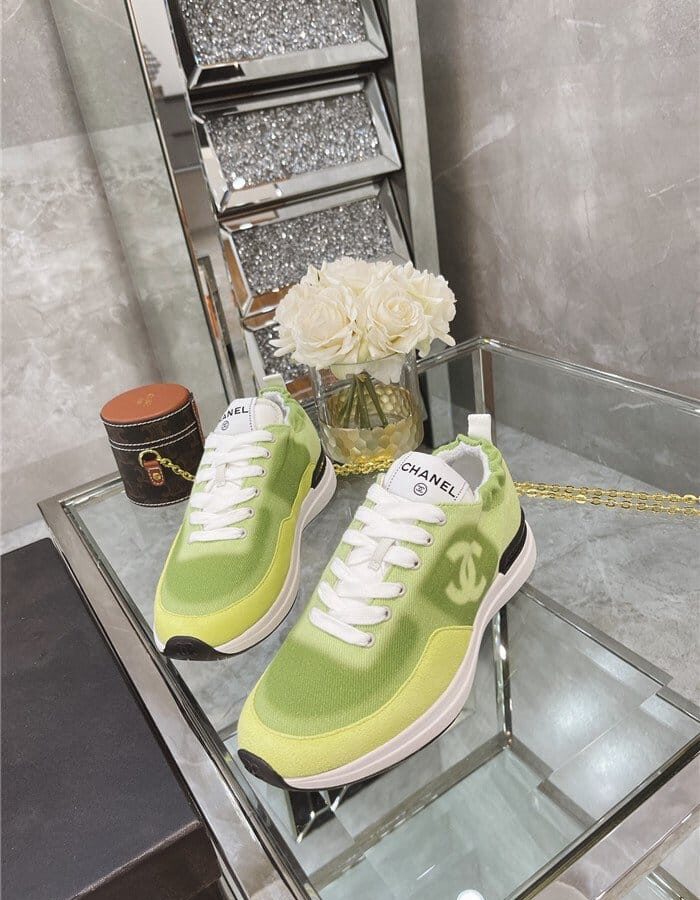 CHANEL 샤넬 여성용 스니커즈 C57801