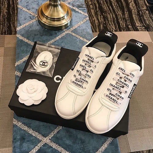 CHANEL 샤넬 여성 스니커즈 (250사이즈 주문제작)