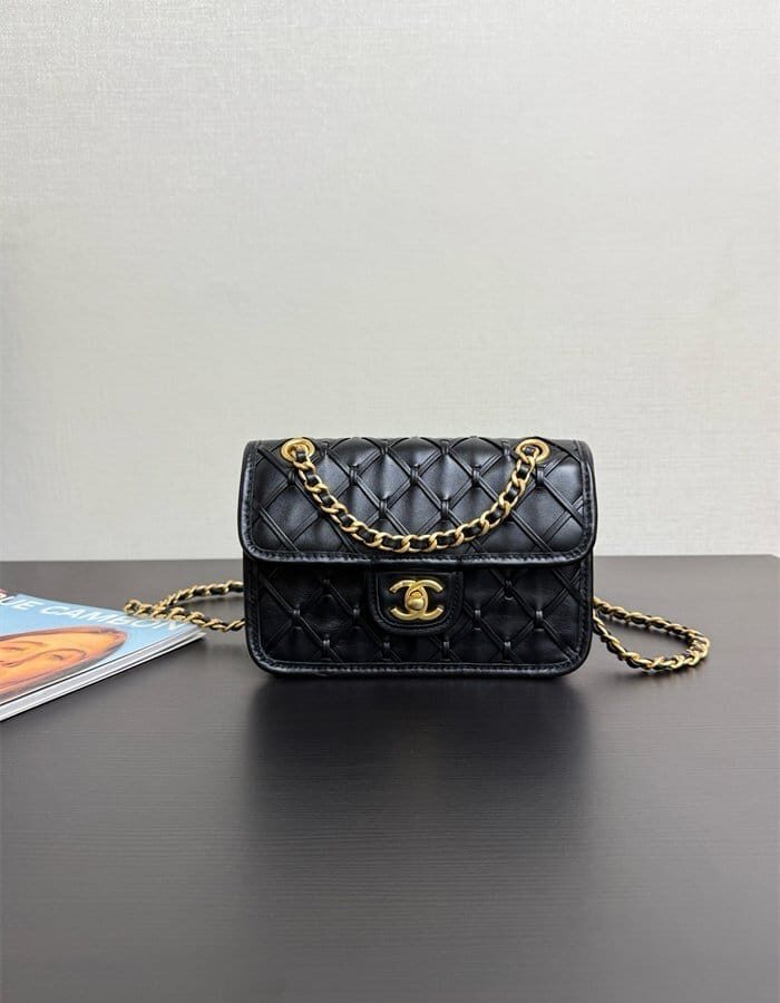 CHANEL 샤넬 미니 플랩백 AS4797