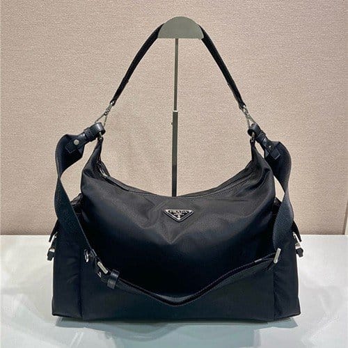 PRADA 프라다 익스플로러 사이드 포켓 메신저백 2VH204