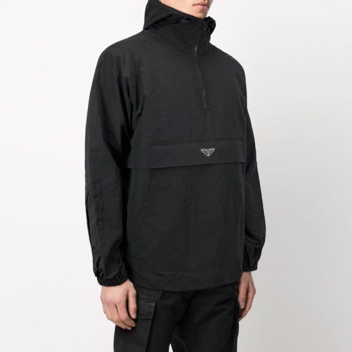 PRADA 프라다 플레이트 후드아노락 2COLOR