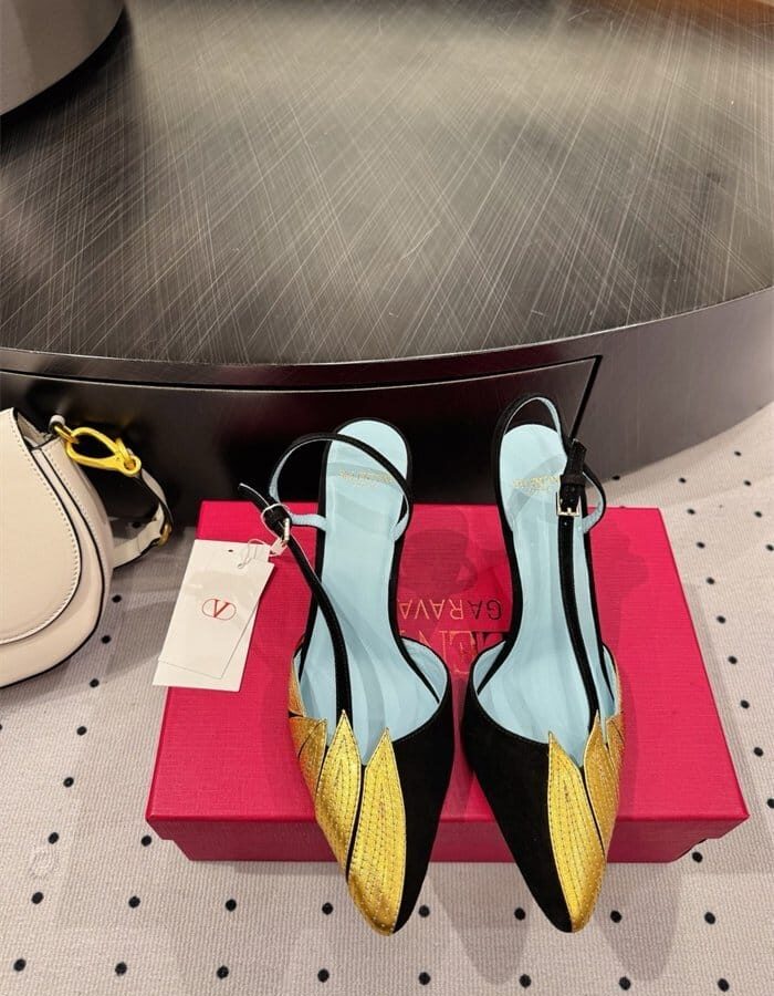 VALENTINO 발렌티노 여성용 샌들 (굽높이6CM) V45553