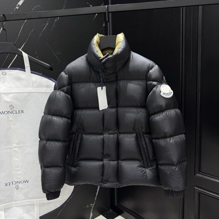 MONCLER 몽클레어 트리피티 다운 패딩