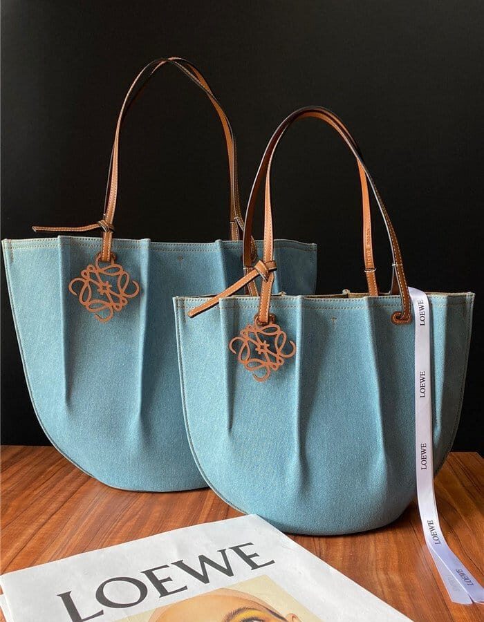 LOEWE 로에베 쉘 토트백 L69450