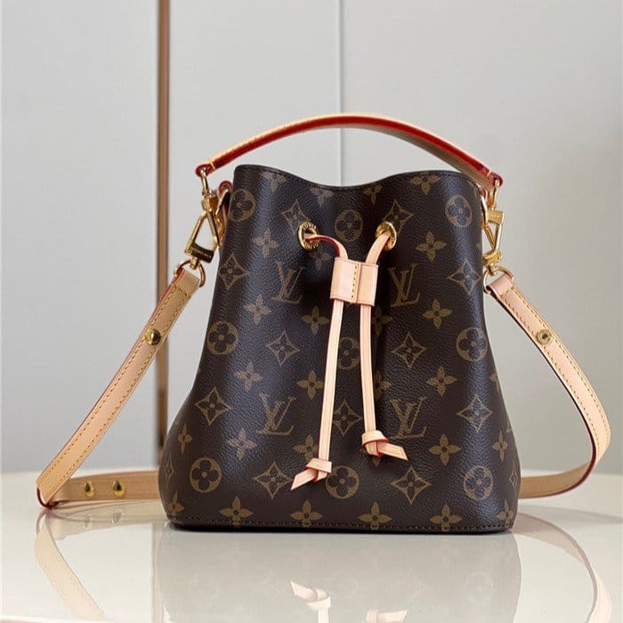 LOUIS VUITTON 루이비통 네오노에 BB M46581