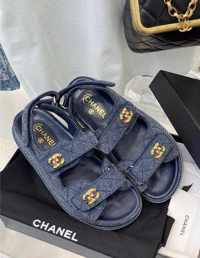 CHANEL 샤넬 여성용 샌들 C24050