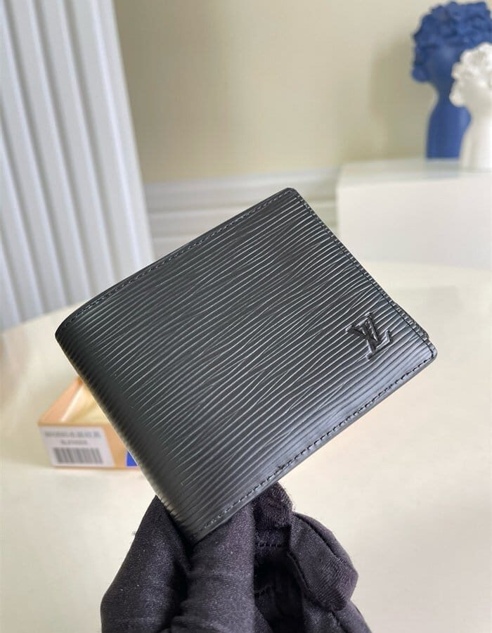 LOUIS VUITTON 루이비통 멀티플 반지갑 M60895 2024/신상