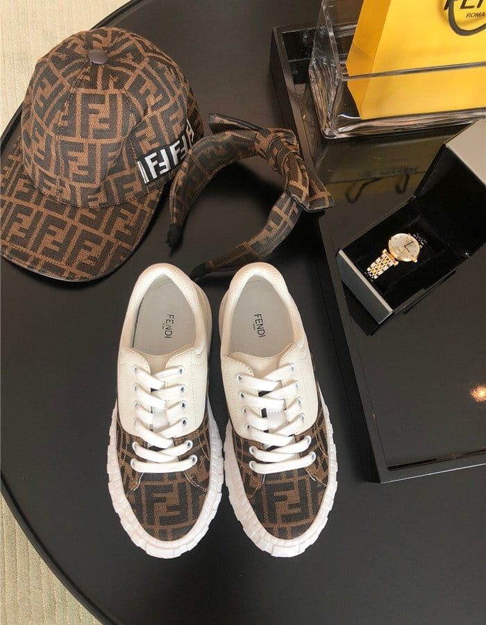 FENDI 펜디 여성용 스니커즈 F31020