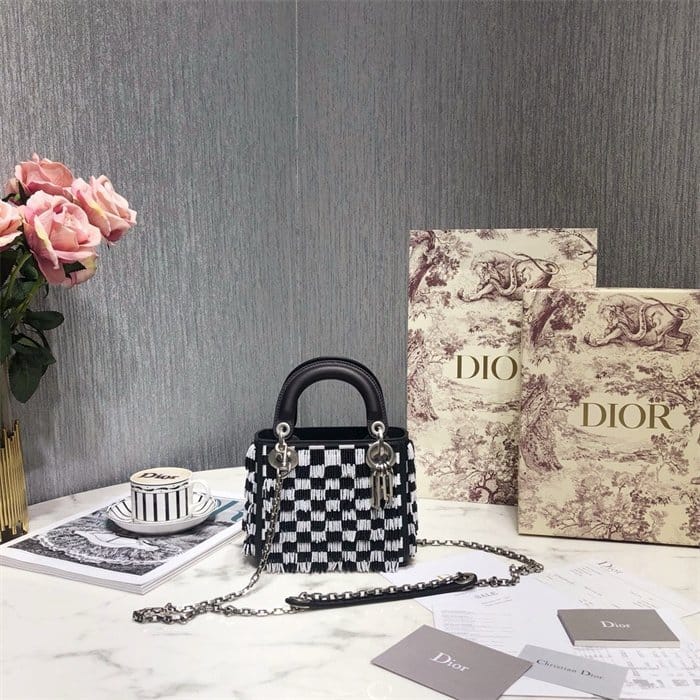 DIOR 디올 미니 레이디백 M1004