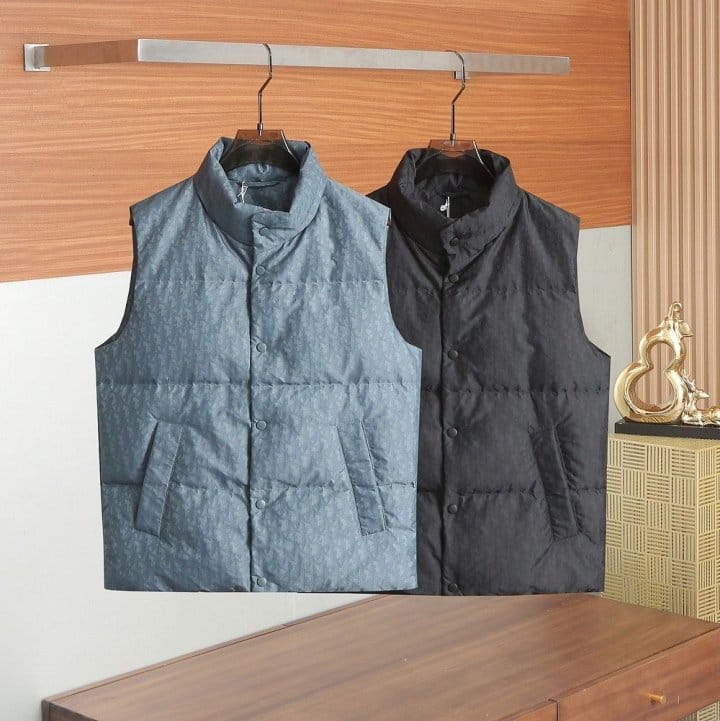 DIOR 디올 오블리크 테크니컬 다운 베스트