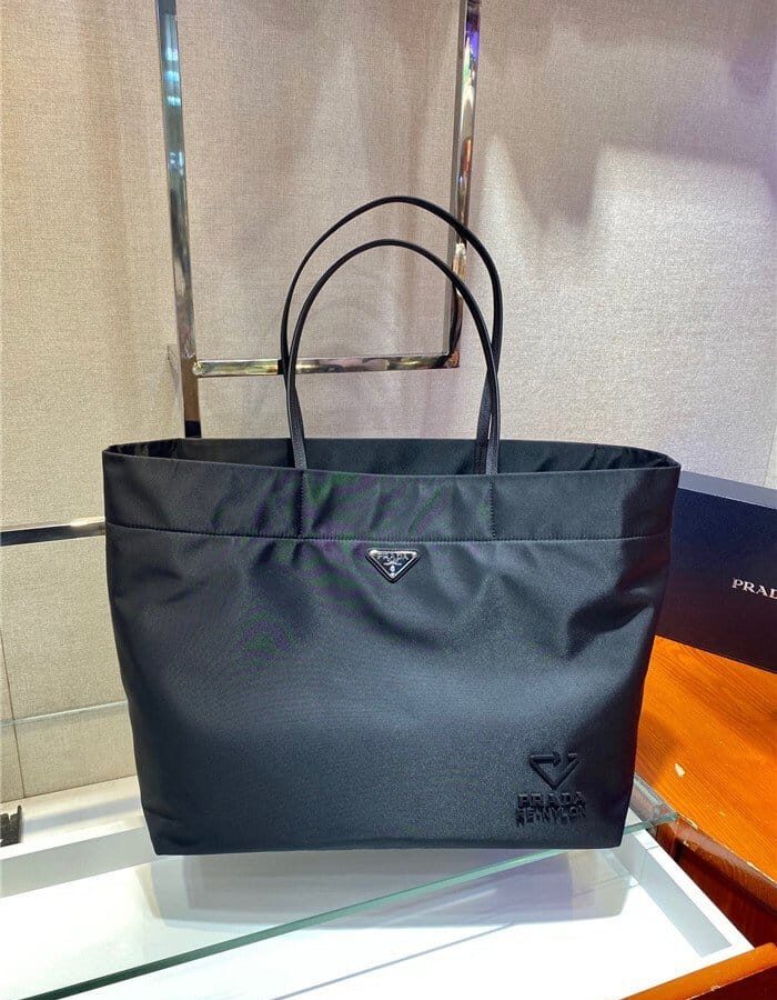 PRADA 프라다 나일론 쇼핑백 1BG107