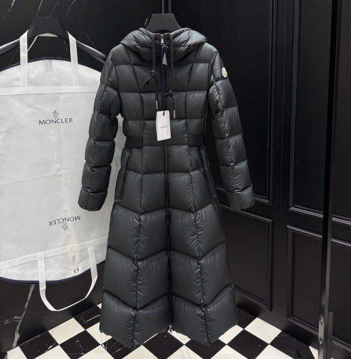 MONCLER 몽클레어 여성 파우콘 롱 다운 패딩