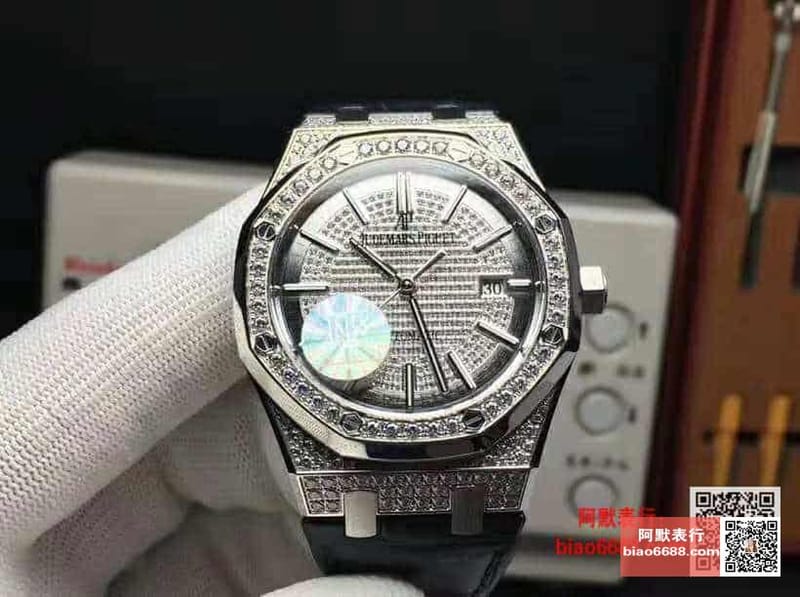 AUDEMARS PIGUET 오데마피게 로얄오크 풀다이아 블루 레더스트랩
