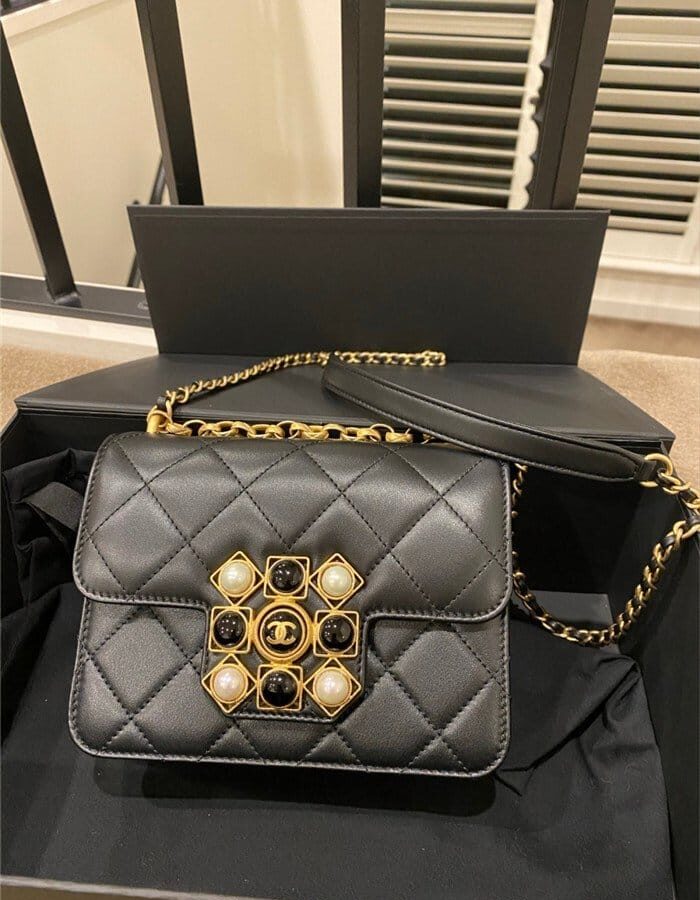 CHANEL 샤넬 미니 숄더백 AS1889 2020/신상