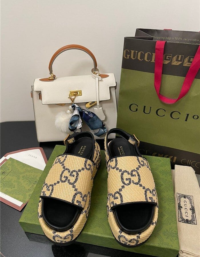 GUCCI 구찌 여성용 샌들 (굽높이5.5CM) G414299