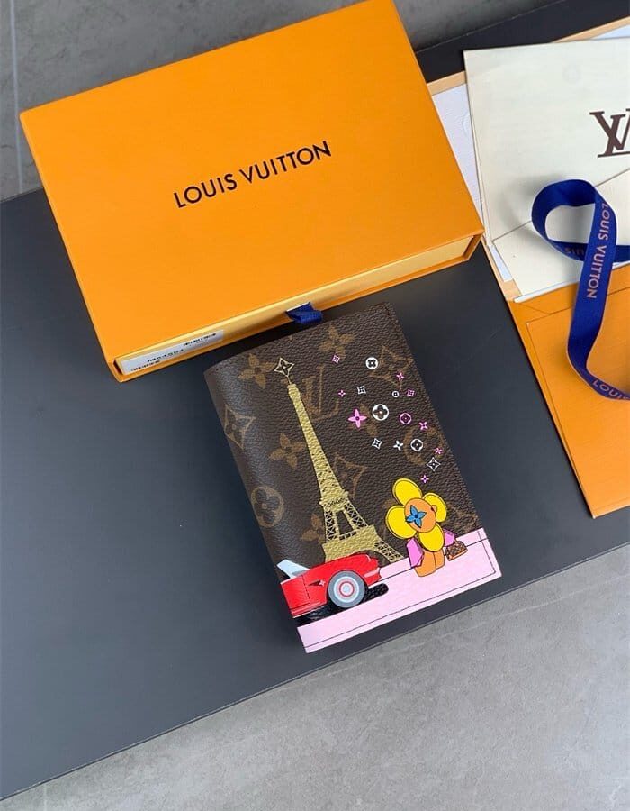 LOUIS VUITTON 루이비통 패스포트 여권지갑 M62089 2024/신상