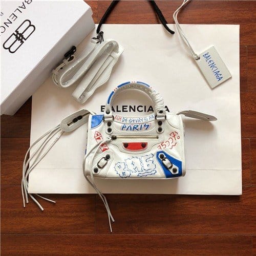 BALENCIAGA 발렌시아가 클래식 시티 24CM B691511 신상