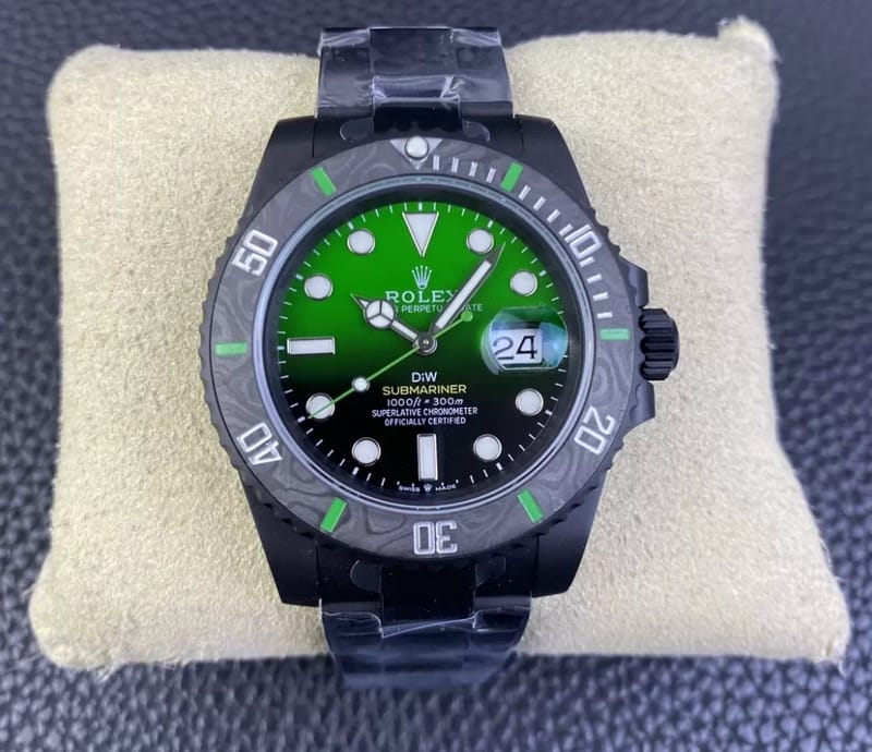 ROLEX 로렉스 서브마리너 커스텀 블랙/그린 다이얼