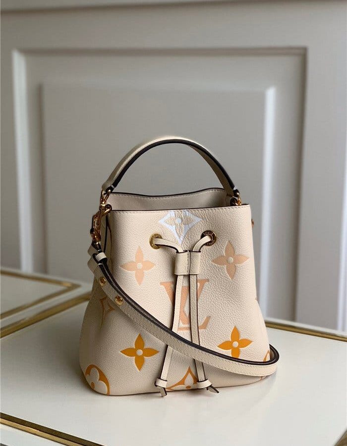 LOUIS VUITTON 루이비통 네오노에 썸머블루 BB M45716