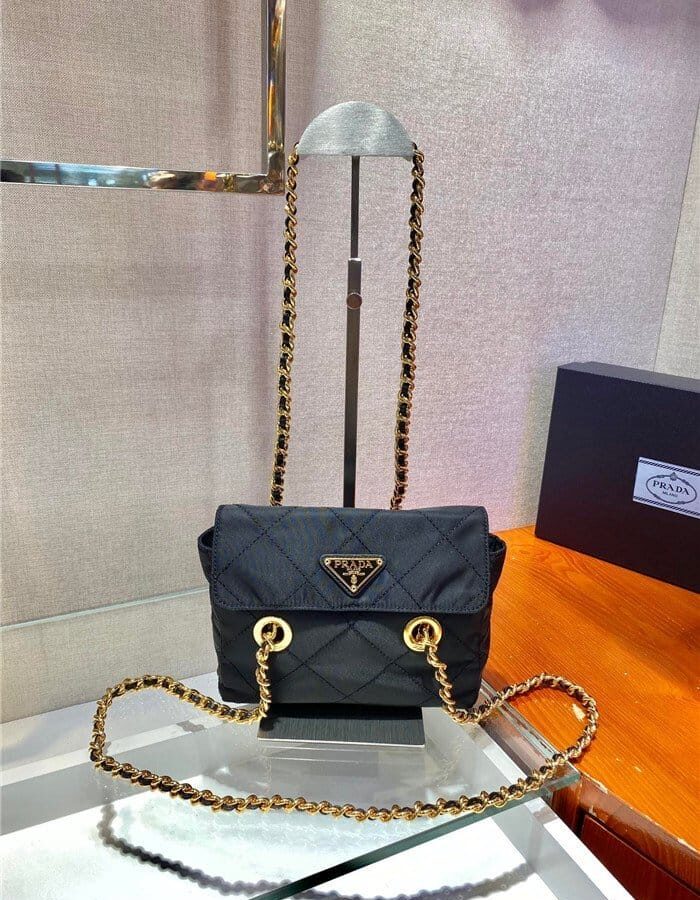 PRADA 프라다 미니 크로스백 19CM 1BD623