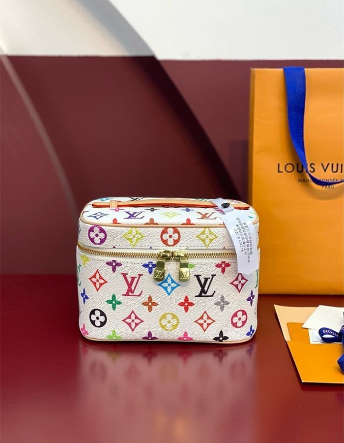 LOUIS VUITTON 루이비통 나이스 미니 파우치백 M13747 2024/신상