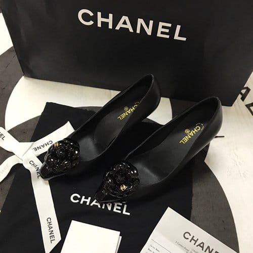 CHANEL 샤넬 구두 봄 신상 굽높이8CM (250사이즈 주문제작)