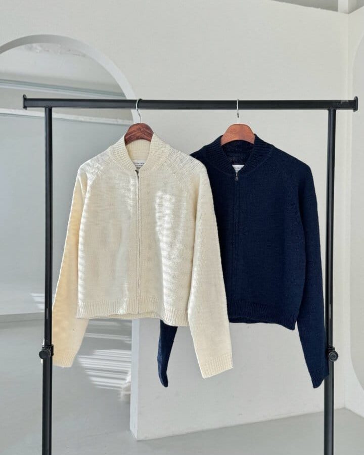 MAISON MARGIELA 메종마르지엘라 양모100 가디건