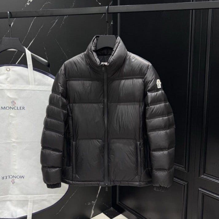 MONCLER 몽클레어 쉴드 다운 패딩 자켓