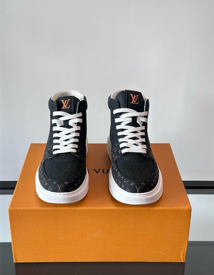 LOUIS VUITTON 루이비통 남성용 스니커즈 L96621-2 2024/신상 2COLOR