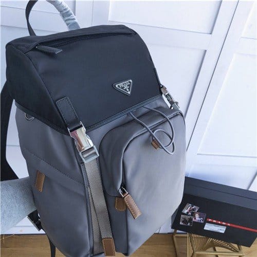 PRADA 프라다 나일론 백팩 2VZ135