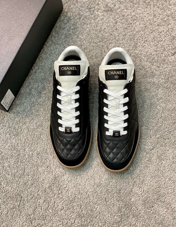 CHANEL 샤넬 남성용 스니커즈 C49920