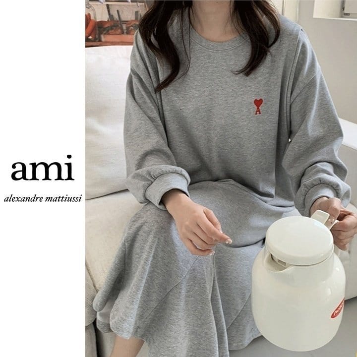 AMI 아미 하트 자수 롱원피스 2COLOR