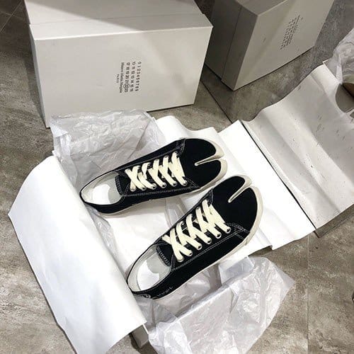 MAISON MARGIELA 메종마르지엘라 남여공용 스니커즈 봄신상