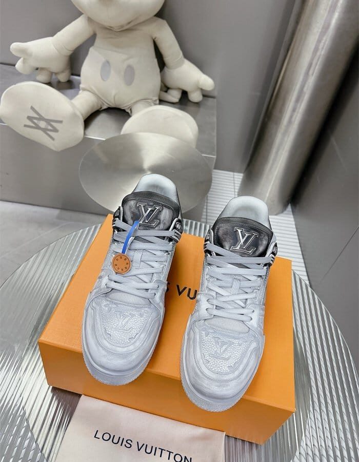 LOUIS VUITTON 루이비통 남여공용 스니커즈 5221