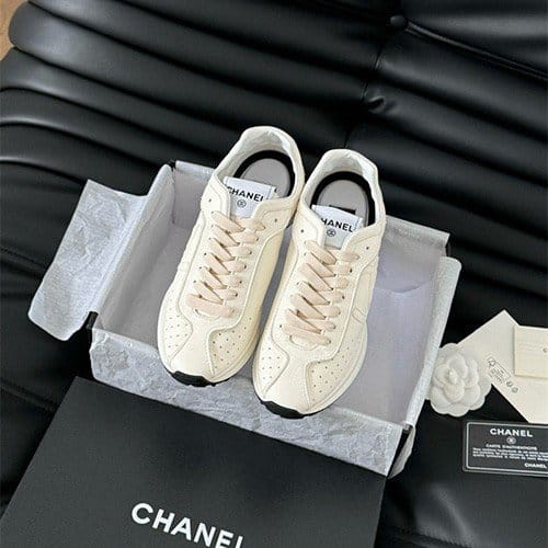 CHANEL 샤넬 여성용 스니커즈 C62405-2 2COLOR