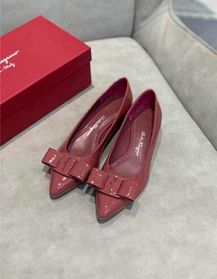 FERRAGAMO 페레가모 여성용 단화 (굽높이2CM) F32020-4