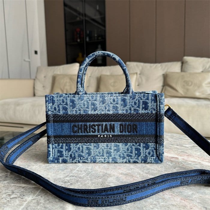 DIOR 디올 미니 북 토트백 D3184 2024/신상