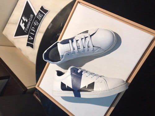 FENDI 펜디 버그 스니커즈