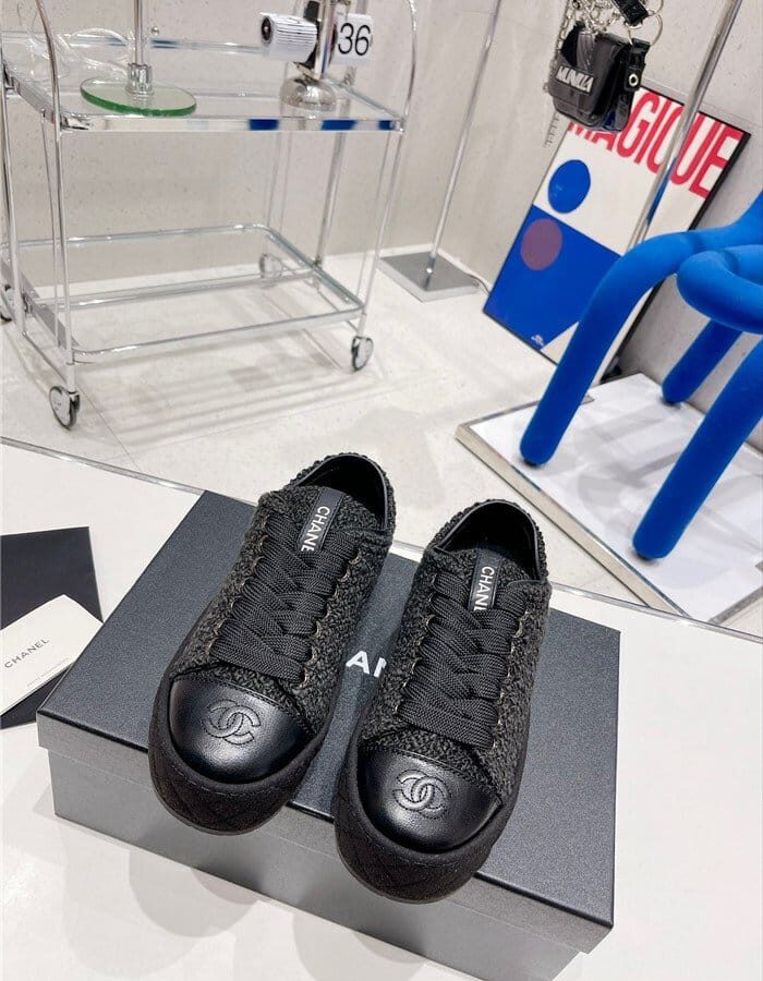 CHANEL 샤넬 여성용 스니커즈 (굽5CM) C32588