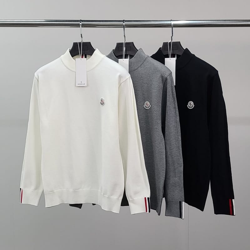 MONCLER 몽클레어 빽삼선 소매라인 반목 니트