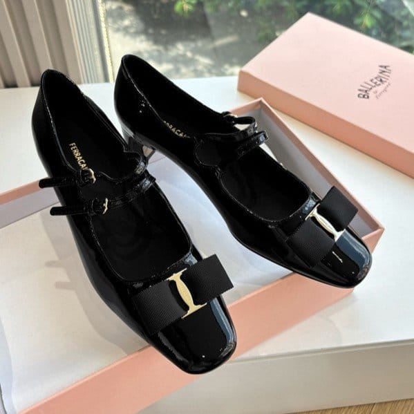 FERRAGAMO 페레가모 여성용 구두 F75673 2COLOR