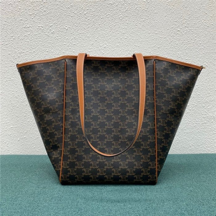 CELINE 셀린느 트리옴페 토트백 C8400