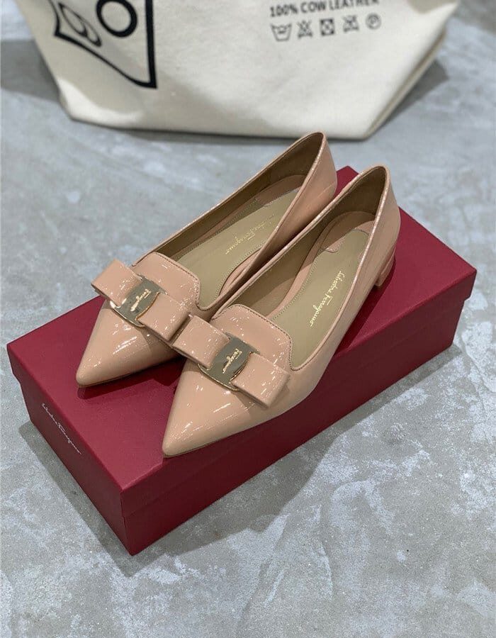 FERRAGAMO 페레가모 여성용 단화 F13880