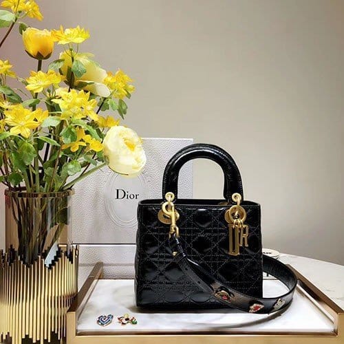 DIOR 디올 레이디백 20CM D38609-15