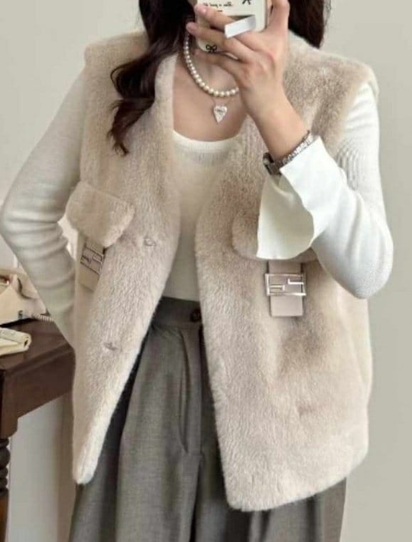 FENDI 펜디 밍크 조끼