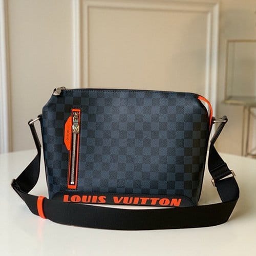 LOUIS VUITTON 루이비통 디스커버리 메신저백 N40159