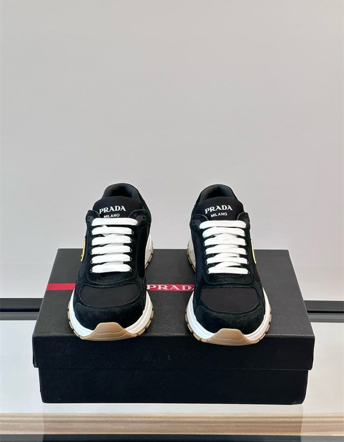 PRADA 프라다 남성용 스니커즈 P78779-2 2024/신상 2COLOR