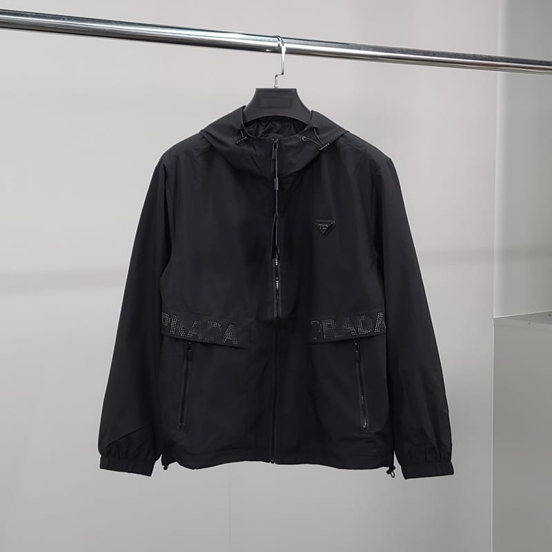 PRADA 프라다 프리미엄 로고와펜 윈드브레이커
